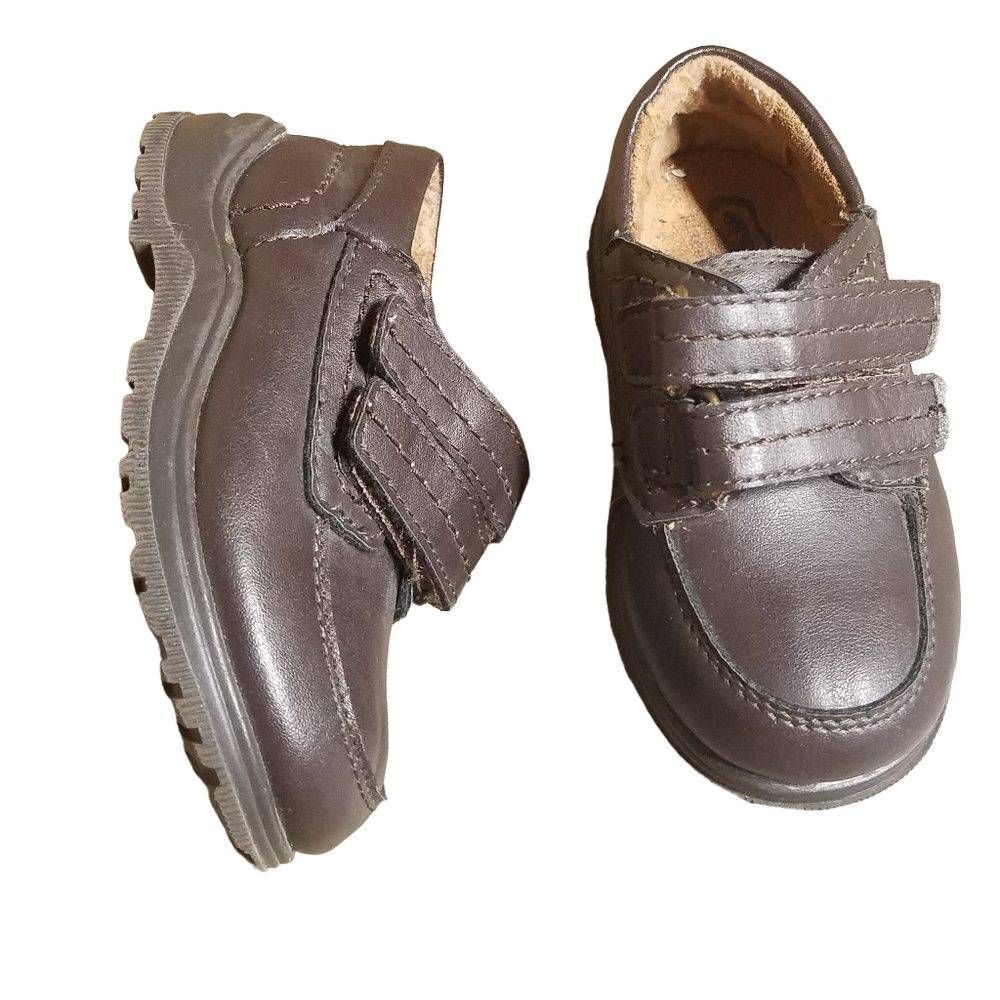 Children's place brown dress shoes 6